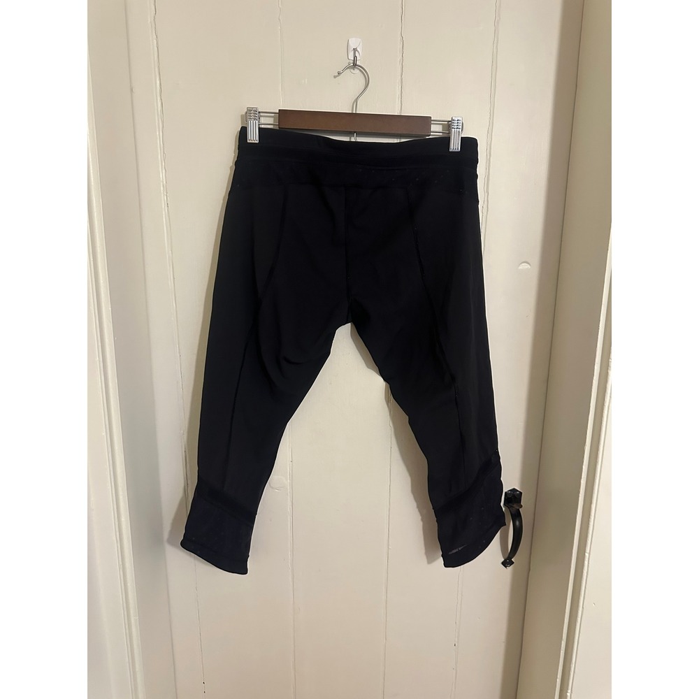 Lululemon Black Mesh Panel Cropped Leggings Yoga Pants Size 10